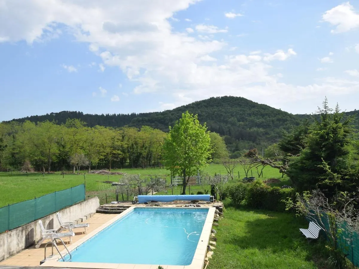 Charming Holiday Home In Mirabel With Pool